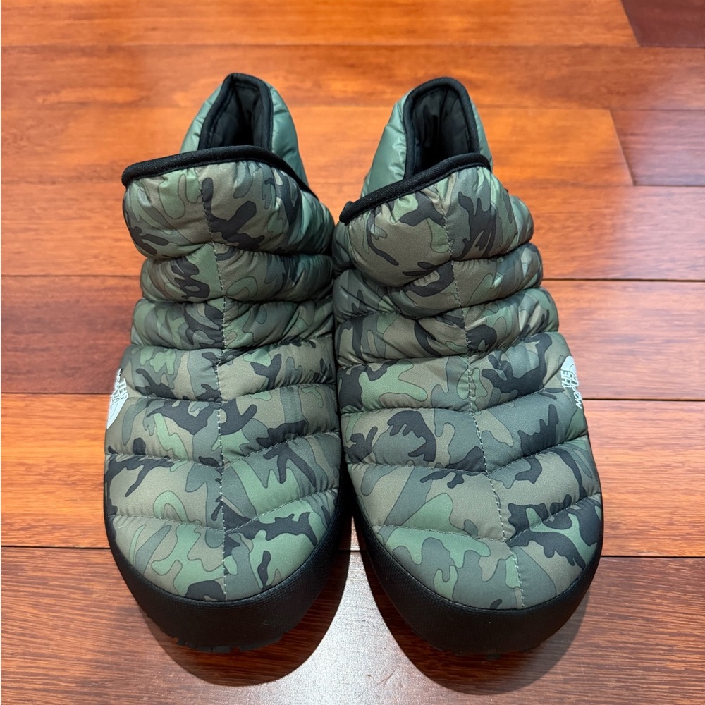 The North Face Thermoball Traction Booties Thyme Brushwood Camo Sz. 10 NWOT - Picture 4 of 9